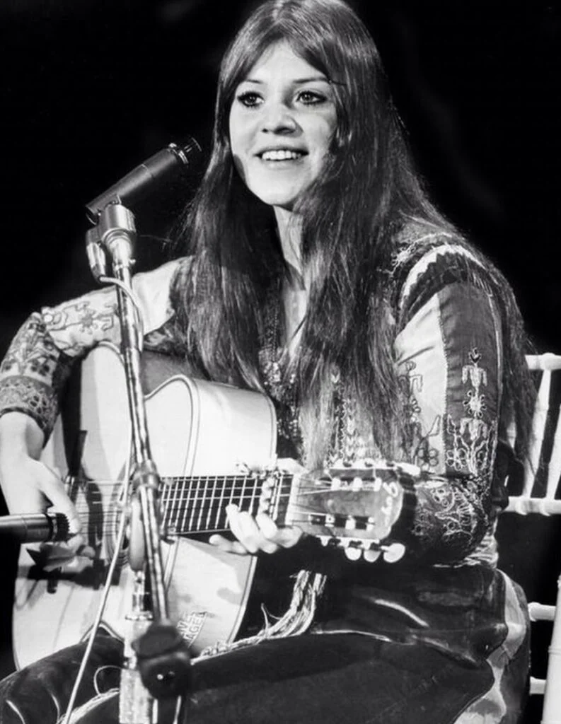 MELANIE, SINGER AT WOODSTOCK WITH CHART-TOPPING SONG ‘BRAND NEW KEY’, DIES AT 76 YEARS OLD