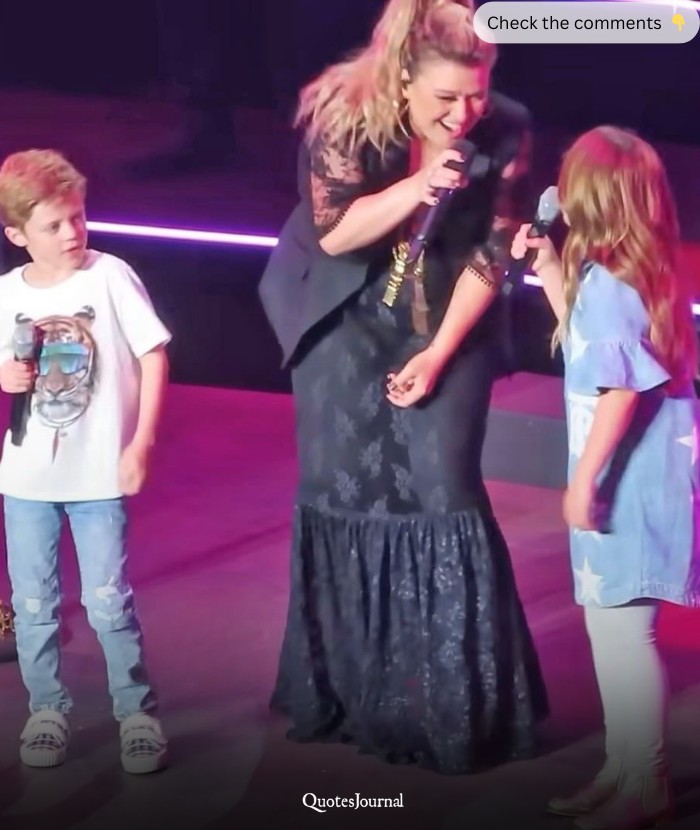 Kelly Clarkson performance with her kids at Bakkt Theater