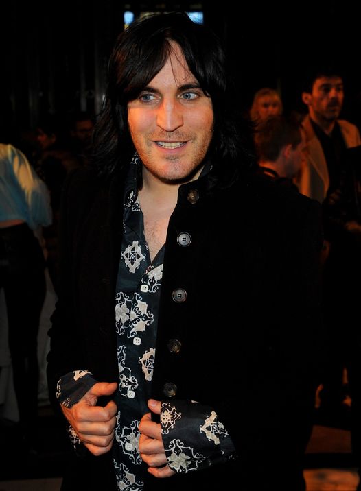 Is Noel Fielding married and does the Bake Off host have any children?