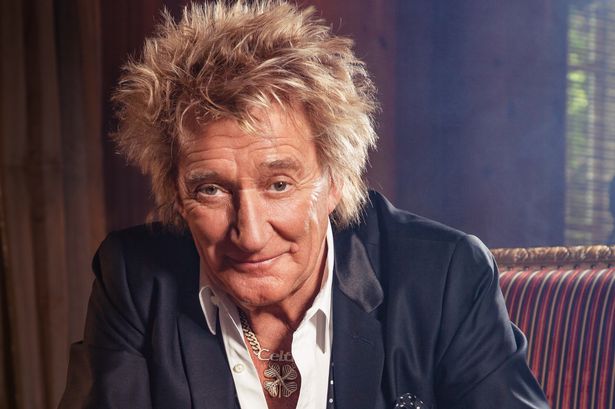 Rod Stewart honoured for contribution to Scotland and whisky