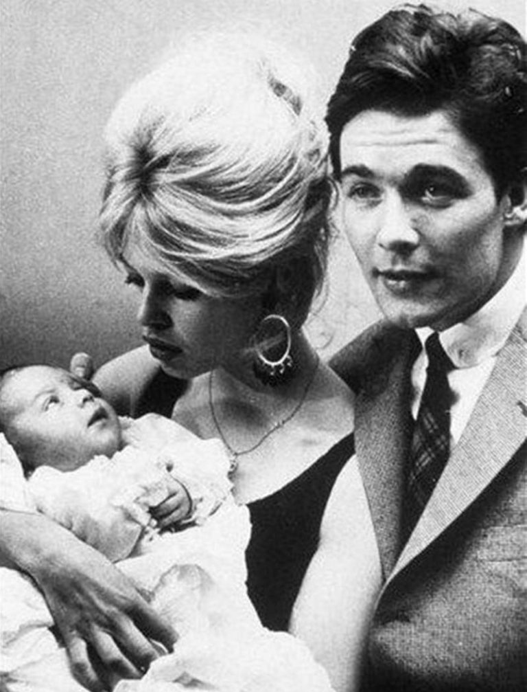 “She didn’t want children”: What the 63-year-old son of Brigitte Bardot looks like now