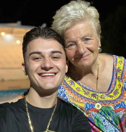 А 17-Year-Old Guy Fell In Love With a 76-Year-Old Lady: The Couple Is Expecting a Baby!