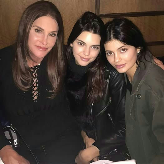 Caitlyn Jenner Planning baby With Alleged Girlfriend Sophia Hutchens?